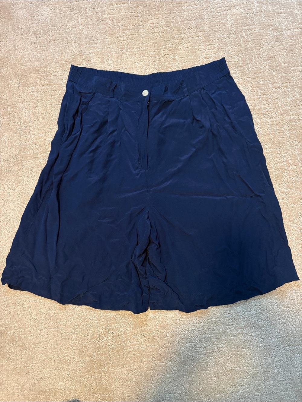Talbots Navy Shorts Women’s Medium/Large 100% Silk Spring Summer Costal
